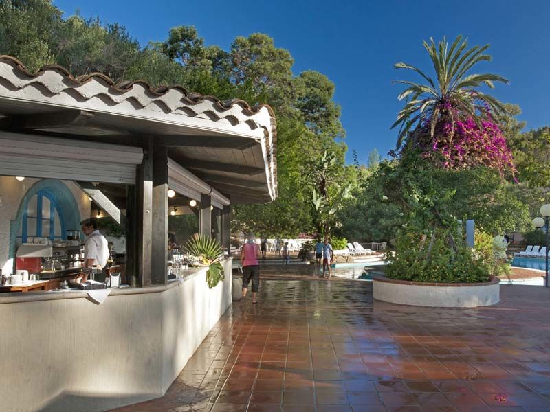 อาร์บาตักซ์ พาร์ค รีสอร์ต - คอตเทจ Hotel ตอร์โตลี ภายนอก รูปภาพ