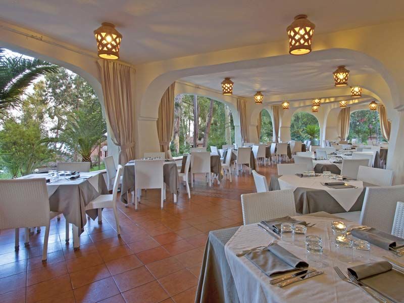 อาร์บาตักซ์ พาร์ค รีสอร์ต - คอตเทจ Hotel ตอร์โตลี ภายนอก รูปภาพ